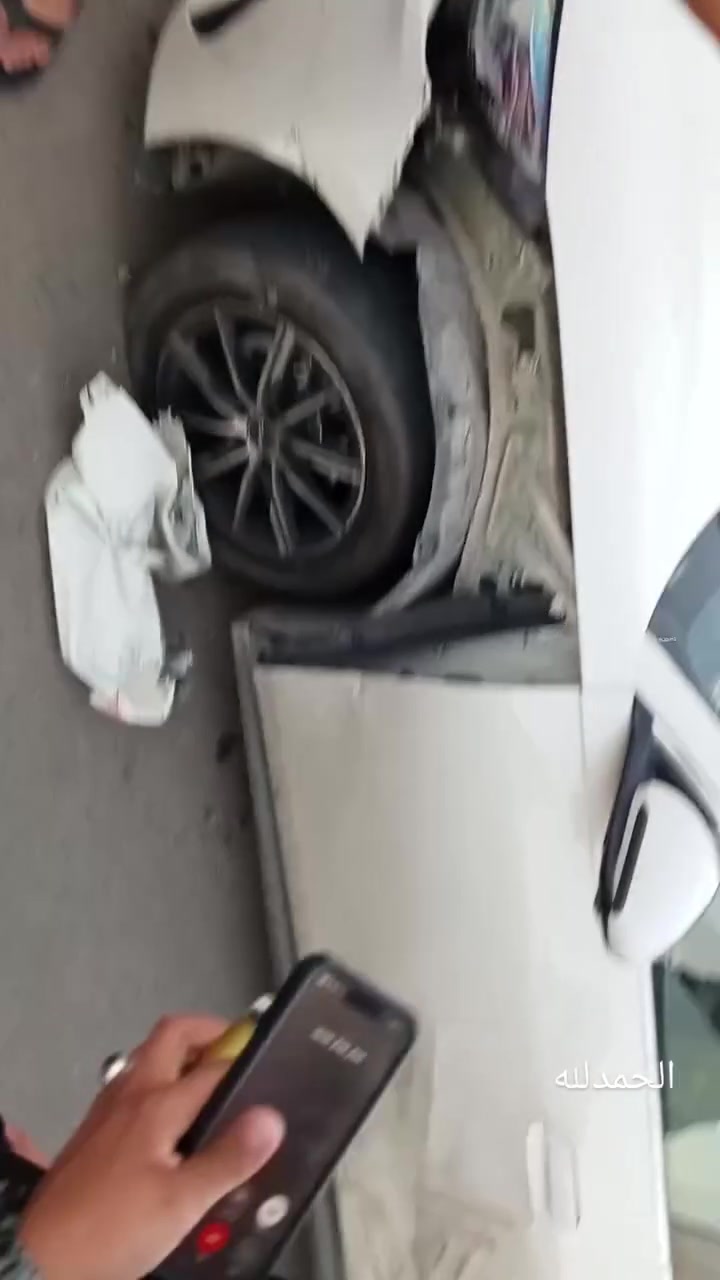 سلام عليكم بي واي دي سيل 6
على حادثها بابين وجاملغ 
ماشيه 23 
19 مليون 
***********
