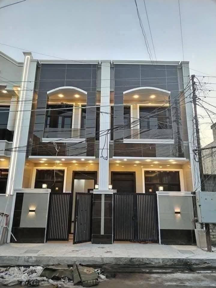 #يعلن_مكتب_حمــورابي_للعقار
‏مشتمل 75متر للبيع 
‏حي الجهاد ديوان المخابرات قرب شارع 60
‏بناء مستقل غير مشترك 
‏يحتوي على صالة ومطبخ وخدمات  عدد2 
‏وغرف نوم عدد3
‏ بناء حديث 2025
‏للاستفسار الاتصال أو واتساب على  
‏{{  ***********  }} 
‏مكتب حمورابي لوساطة العقار 
‏يوجد لدينا عروض في جميع مناطق حي الجهاد
