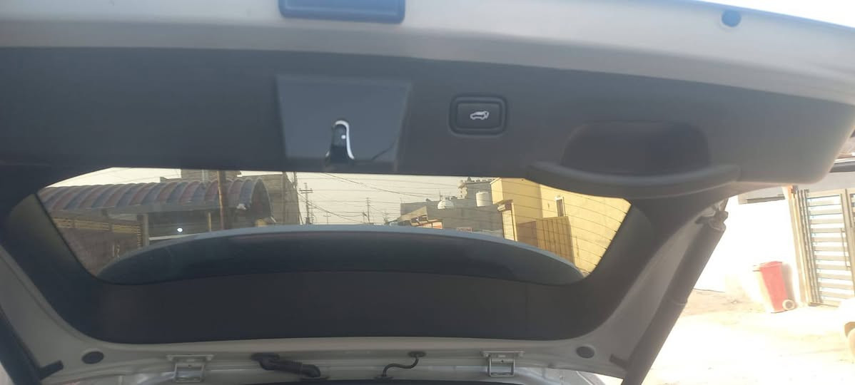 توسان ٢٤ امريكي ضرر بين البابتين مبدلات اصلي مرشوشات تحكم كشن كهرباء بصمه صندوق كير لمس سايدبريك كهرباء بصمه ابواب  بيها بعد موصفات دفع رباعي ماشيه ١٤ بعده جديده معروضه 210 $ وبيه مجال  ***********. السياره هايبرد هجين
رحمه لوالديكم اني مكلف بنشر اتصل عل الرقم
