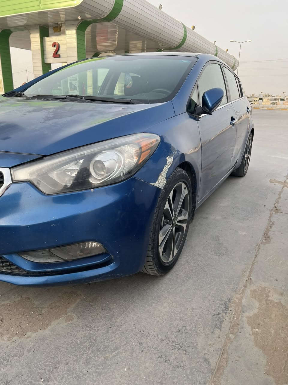 فورتي موديل ١٤ صبغ ثلاث قطع امريكي حادثه بين البابتين كلش خفيف السياره خير من الله ماعايزه شي تخم تاير فول مواصفات فتحه سقف تحكمات سعره ٩٧وبيه مجال للاستفسار ***********مكانه بابل
