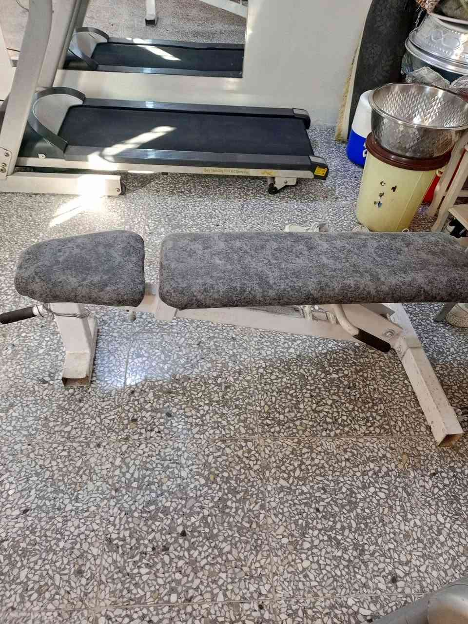 السلام عليكم للبيع كلمن بسعره الاستفسار اتصل على الرقم *********** مكان بغداد  حي النصر
