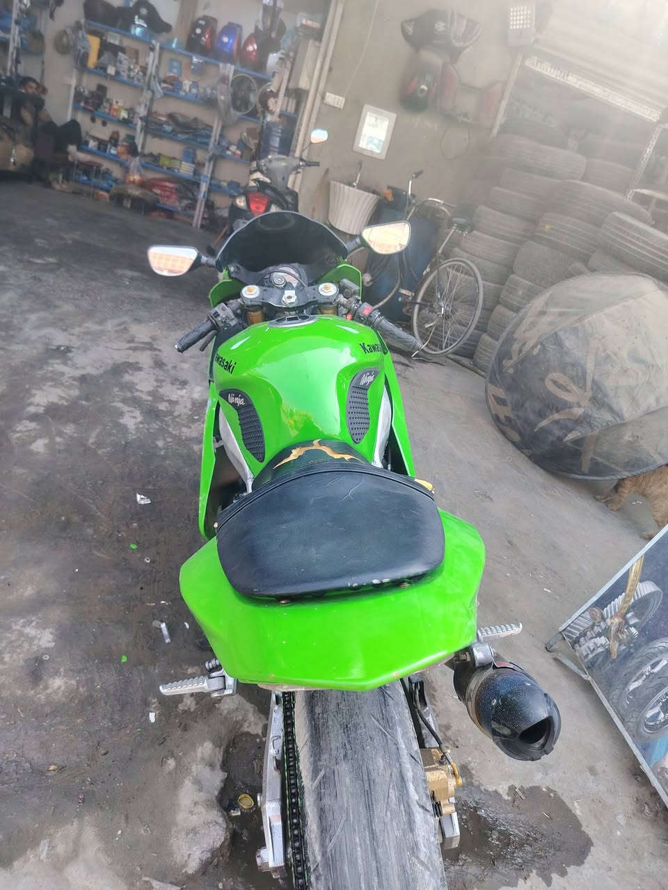 كاوسكي للبيع 636 موديل 2004 دراجه اول كصه بعدها ع السحك بيها كم كسر ب كفر الايسر  نكلبت كلبه بسيط مكانها بغداد  ***********
