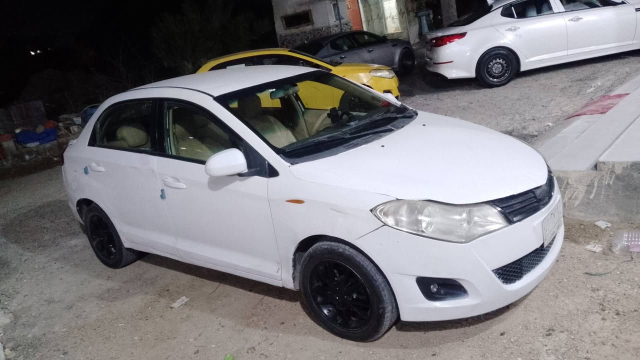 السلام عليكم 
شيري فلاوين موديل ١٣ سيارة جاهزة من كلشي مكفولة سعر ٢٩ وبيهة مجال حك الجية عنوان سماوة 
*********** بي واتساب
