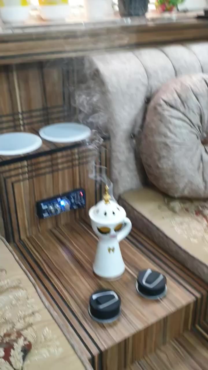 تخم مصري ٨مقاعد وزاويه وطبله وسطيه ويشتغل دي جي وسماعات ونفاظات بي اوجهه اضافيه  مثل ماموضح بالفيديو للبيع اسفنج ضمان مده الحياة


**إذا كنت صاحب هذا الإعلان وتريد حذفه لأي سبب، رجاءا أرسل رسالة إلى الدعم الفني**