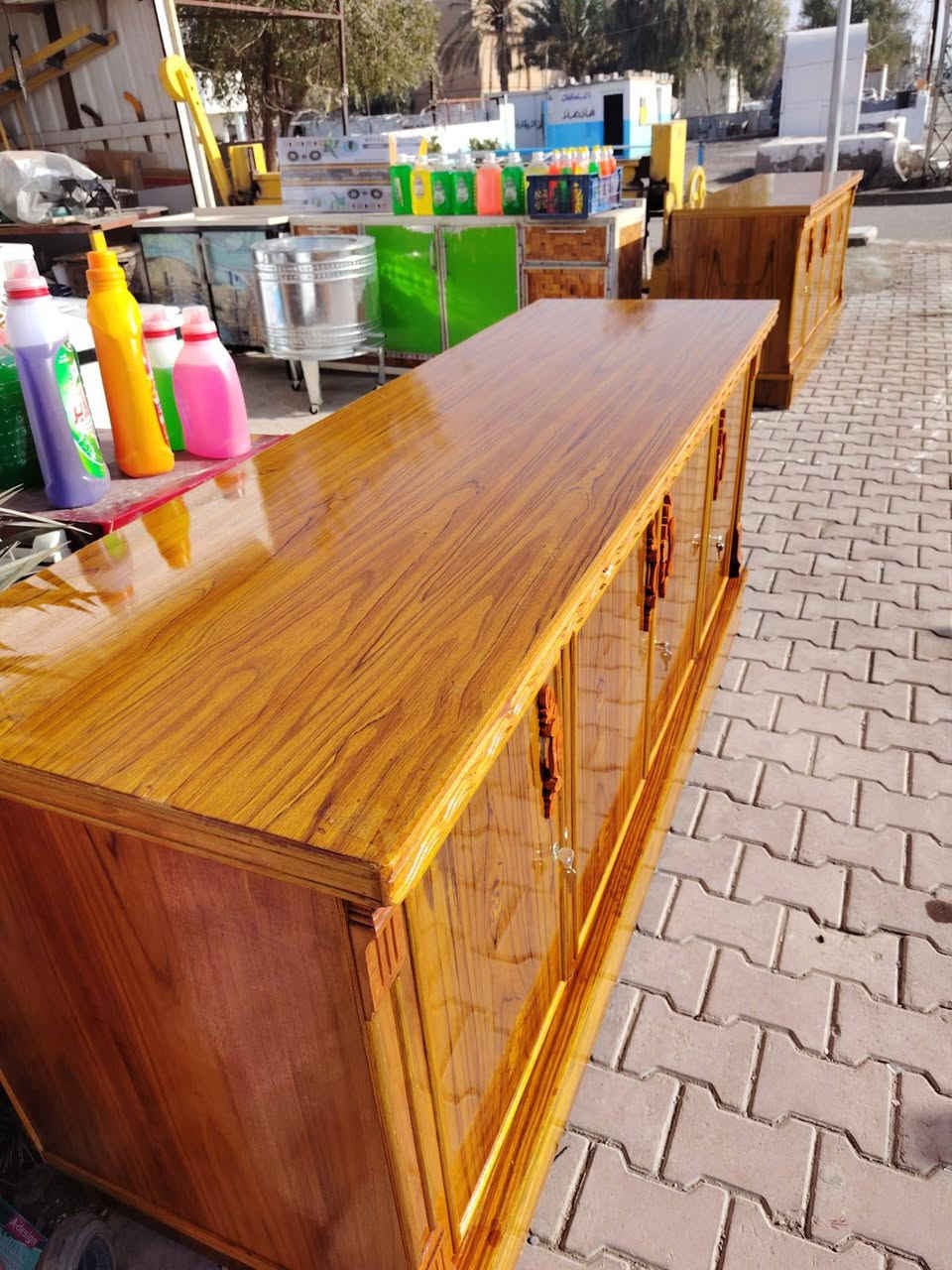 بسم الله وعلى بركة الله
بوفيه تفصال جديد درجه اولى مترين 
بسعر مناسب
العنوان بلدروز الشارع العام مقابل دائرة كهرباء بلدروز


**إذا كنت صاحب هذا الإعلان وتريد حذفه لأي سبب، رجاءا أرسل رسالة إلى الدعم الفني**