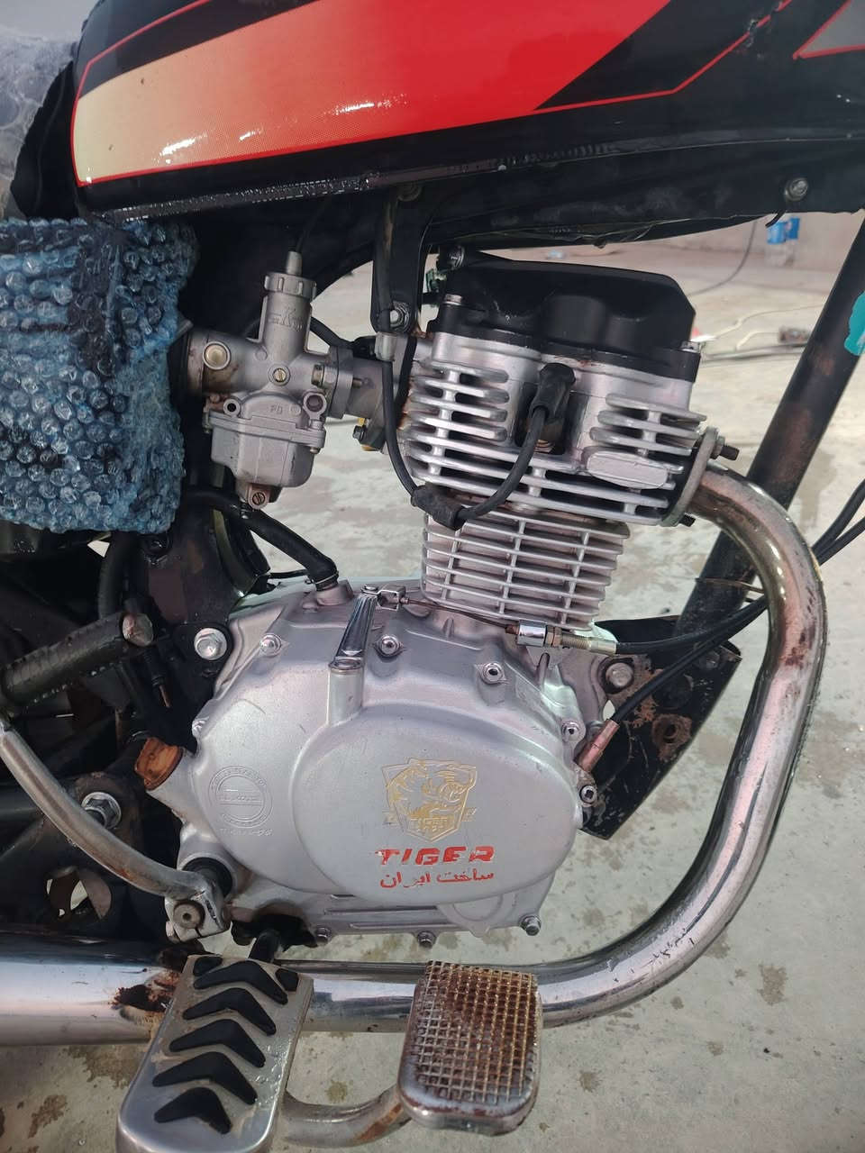 السلام عليكم تايكر موديل ٢٠٢١ كلو شرط كهربائيات كلها شغاله دبلات وياله لشه شرط محرك  شرط هندر واحد نشاط وشلعه نار وزن ثقيل مرتب ونضيف مكاني ايسر الشركاط السلمان  ***********
