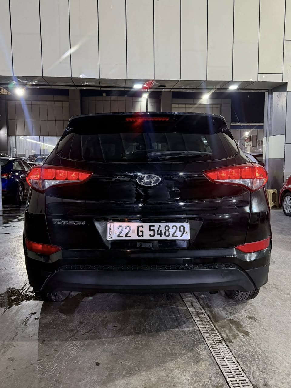 ترسان أمريكيه نص فول موديل 2017بيه جاملغ امامي بدون ايرباك مكاني الحريه *********** هذا صاحب سياره اني مكلف  بلنشر سعر 143
