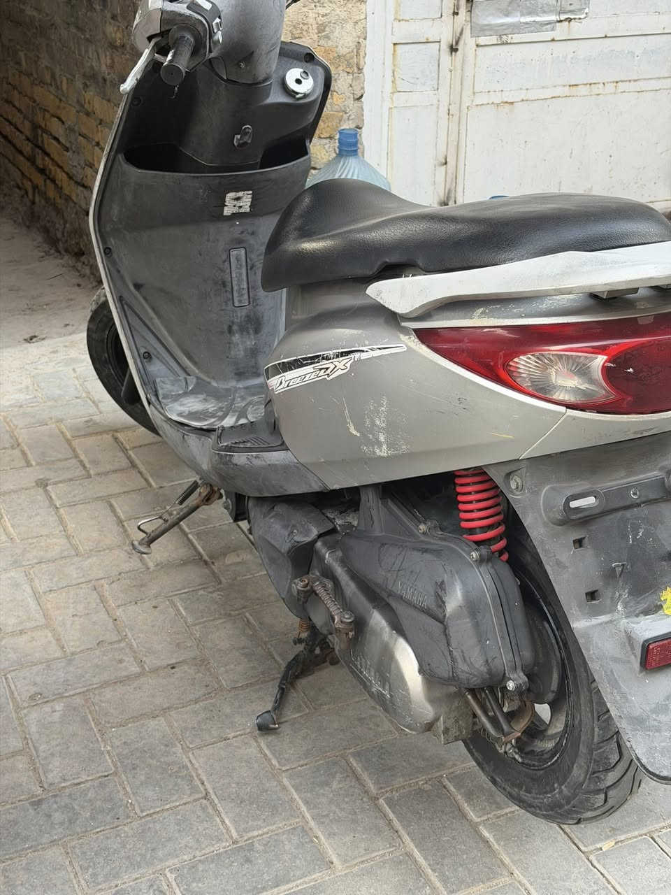 بسم الله. دراجه. بريز للبيع. جديده. صارله ٣ اشهر من ماخذه رمبه. دراجه ليبل. واحد كله كفرات اصليه مكينته خير من الله مكاني بغداد باب مغضم ***********
