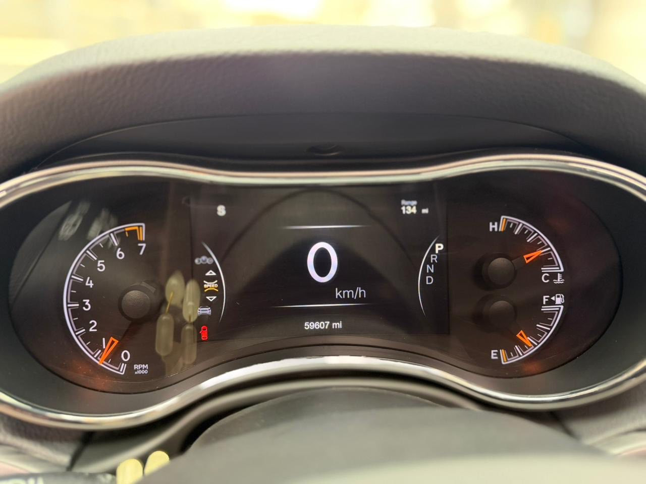 Jeep Grand Cherokee جيب بلاك توب كندية
مكفولة من الدعامية الامامية إلى الخلفية اللون / إسمنتي
موديل / 2021
الرقم شمالي سنوية بأسمي 2027
العداد | Mi 59600 قابل للزيادة
المواصفات :
فتحة / سقف سلايد
رادار جانبي / يمين & يسار
كشنات تدفئة & كهربائي
كشنات جلد & شاموه
تبريد / قطعتين امامي & خلفي
ستيرن تحكمات فول & تدفئة ستيرن
Eco & Sport / نظام البانزين
بصمة تشغيل عن بعد شاشة كبيرة متحركة
AUX & USP / مداخل
المحرك / 3600
الصندق كهربائي
حساس خلفي
هوك خلفي كهربائي
دفع رباعي أوتوماتيك 4* 4
معروضة ب 32 وبيها مجال بسيط 
***********
