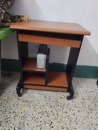 ميز حاسبه • نظيف • حي الصديق