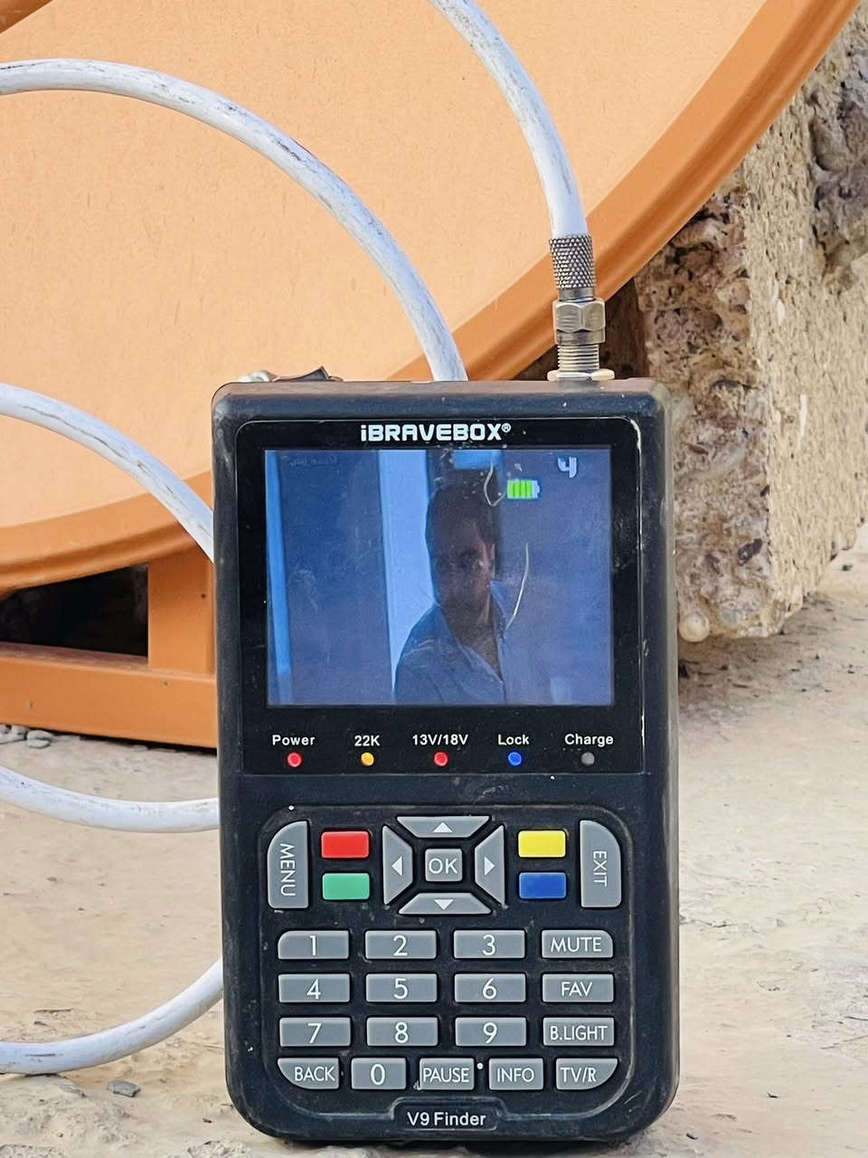 بالفايندر الحديـث🛜🤝
تم بحمد لله تنصيـب عده صحون📡🔶
وبكامل الترددات القويه والضعيفه ✅
في منطقه گميره : ابو گفه 📍
وفي شارع ابو ادريـس📍
مستعدون تجهيز الي تحتاجـه🔧
وبأنسب الاسعار . كل ماعليكم تتصلون📞
(***********6)
العنوان :كميره شارع المركز📍
