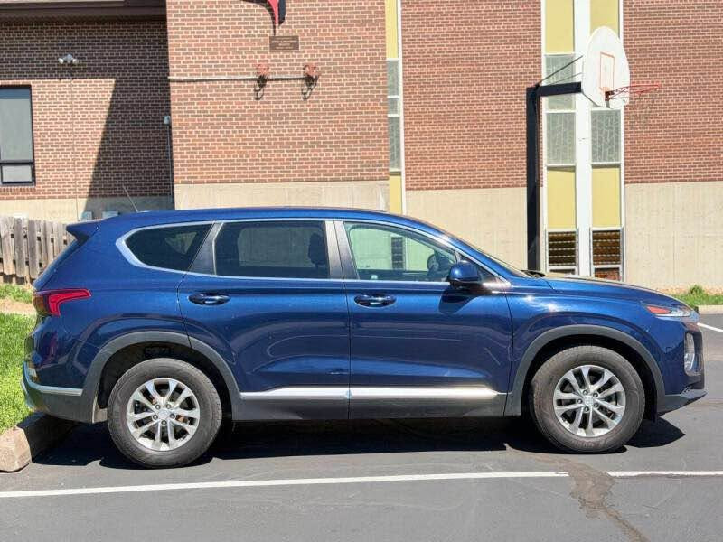 🔥 2019 Hyundai Santa Fe SE AWD 🔥

2019 Hyundai Santa Fe SE 2.4L

💰 Price: $13,999
🛣️ Mileage: 127,051

✅ All-Wheel Drive (AWD)
✅ SE Package
✅ Backup Camera
✅ Apple CarPlay & Android Auto
✅ Bluetooth Connectivity
✅ Spacious Interior
✅ Great Family SUV

💸 Financing Available
✔️ Fast Approvals
✔️ Flexible Financing Options

🏷️ Temp Tag Available

🚨 Price is for cash deal or approved credit only.

🌎 We Speak English • Spanish • Arabic • Kurdish

📍 Kansas City, MO

📩 Message us today to schedule your test drive!

#Hyundai #SantaFe #HyundaiSantaFe #AWD #SUV #FamilySUV #UsedCarsKC #KansasCity #FinancingAvailable #GreatDeal 🔥✨ Kansas City, MO


**إذا كنت صاحب هذا الإعلان وتريد حذفه لأي سبب، رجاءا أرسل رسالة إلى الدعم الفني**