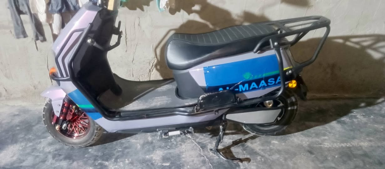 مطار سكنس للبيع السعر 650. ***********
