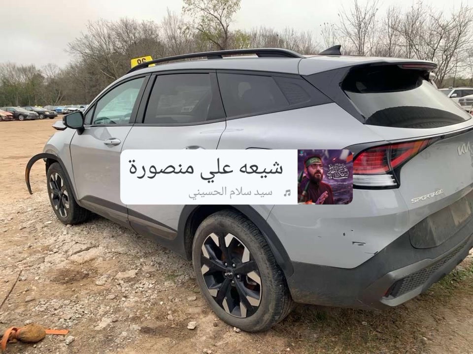 السلام عليكم كيا سبورتج موديل ٢٤ اكس لاين دخول جديد لون اسمنتي المرغوب رقم بغداد  سيارة على حادثها مال امريكا  للبيع مكانها بغداد رقم راعيها *********** عارضها ١٩٠ وبيها مجال
