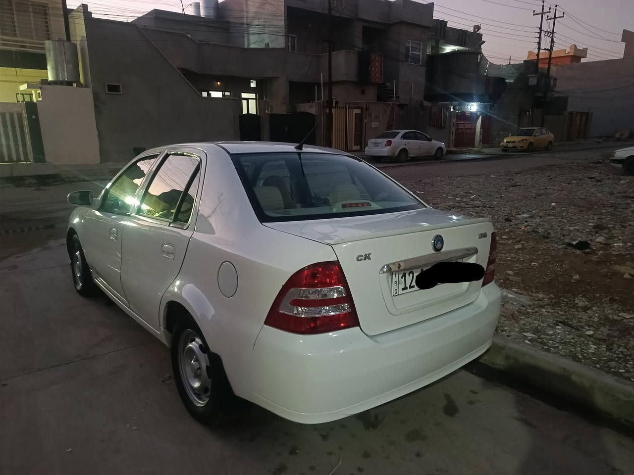 للبيع سي كي موديل 2012
سنويه 2029
بدون صبغ بيها مكانات كارت
طخم تايرات جديد 
باتري جديد 
محرك شرط كير شرط 
ماشيه 92 الف 
كابون بانزين بيها 
رقم مسطرة جديد 
للاستفسار  ***********
***********
