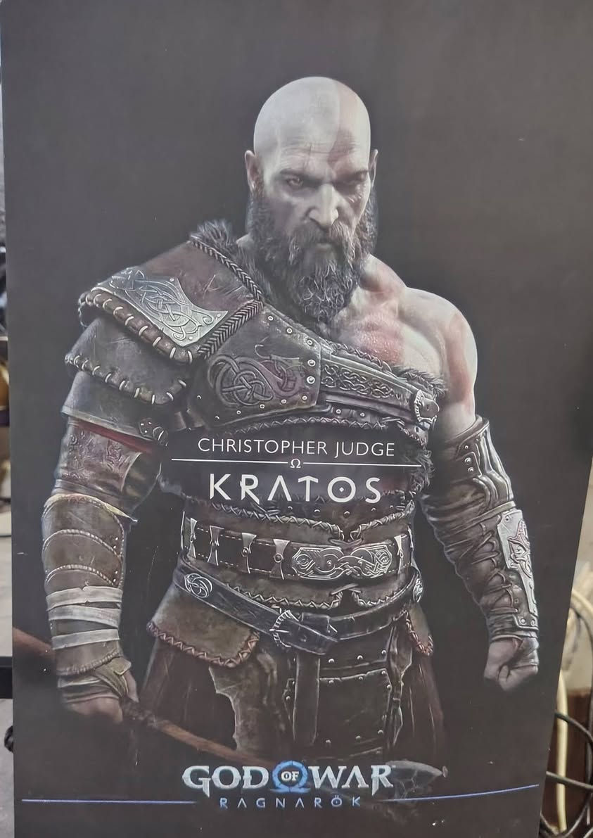 سلام عليكم بلي للبيع  5مهكرنضام10
جهازنضيف مامستخدم قليل وايده يده ومالحقاته وياه كفر اضافي اسود مال اله الحرب والابيض
واستان تبريد /بغداد *********** سعره 775
