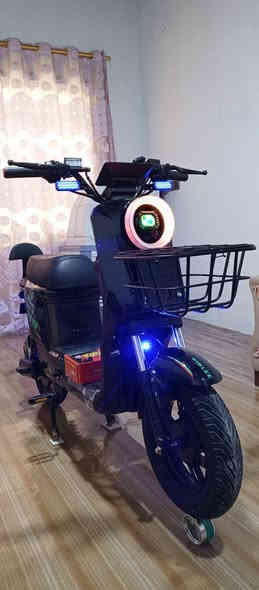 يا علي ،،،دراجه شحن R9 اخو جديد مستعمله خمس اشهر اللة شاهد بعديه بلاد  بية نضام R للبك  ،بصمتين موديل 2025 ماناقصه  شي،،،،،،،.  سعر.  525بيه مجال المكان بصره قرنه بني منصور 

واتساب.  او شريحه   ***********
