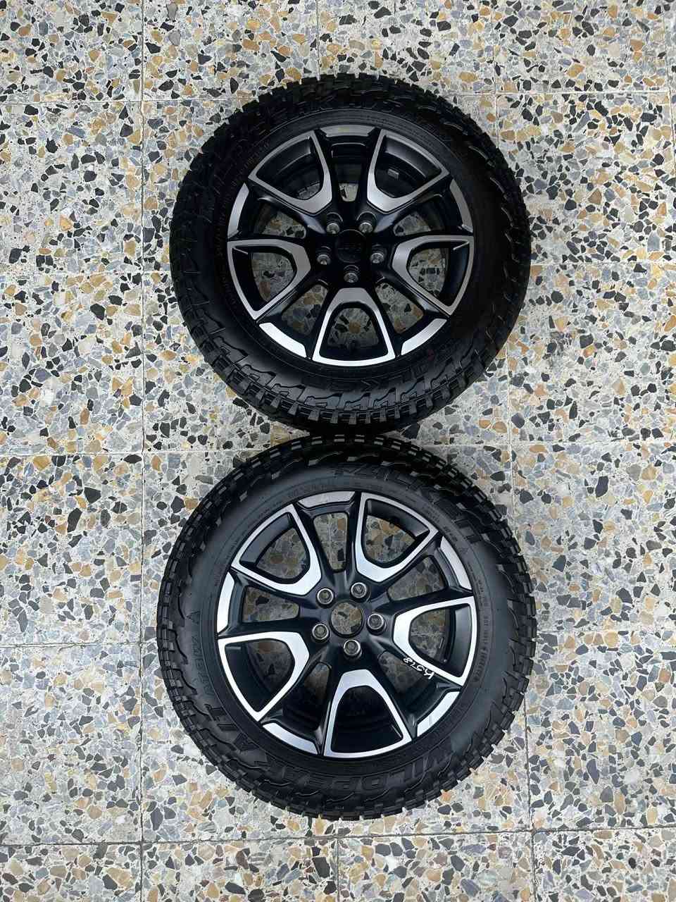 السلام عليكممن رخصه الادمن المحترم // زووج ويل كب مال جيب كومباس ترايل هووك شكل الجديد 2024 لل 2025 حصرا زيرو بالجيس مال كصه 2024  حجم 17 البلادي وشرط الفحص والبلنص بدون عواج ولحيم او تعديل  , بغداد واتس اب ***********
