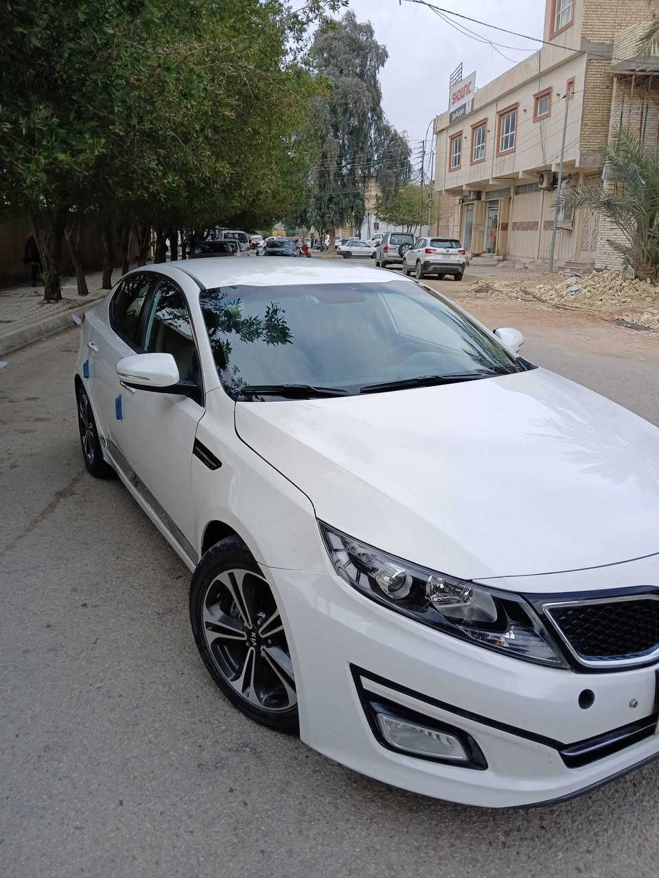 سلام عليكم 
اوبتيما للبيع 2012 خليجي رقم اريبل 
مكنيه 2400 دوش المرغوب 
مكينة وكير مكفولات على وضع الشركة 
السيارة بيه مكانات صبغ بدون داخل
تبريد قطعتين تخم تاير جديد تحكم ستيرن
السيارة مال جناي السعر 95وبيه مجال
مكان كربلاء رقم***********
