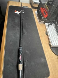 متوفر • قطعتين