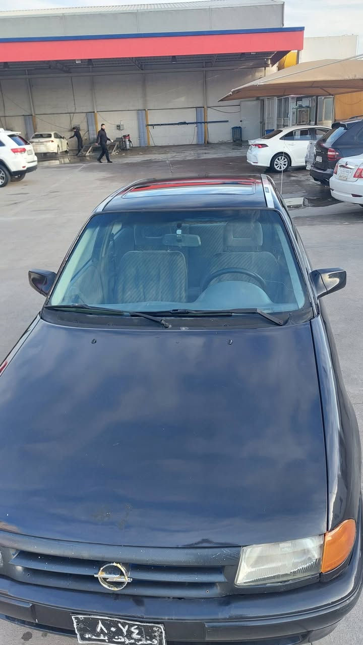 ئؤبل ئسترا مؤديل1995
ئارم پلاستیک سلێمانی سنەوی لەگەلە
كارەبایات هەمووی مەزبوتە
زۆرباکە یەک دینار مەسروفی نیە
گێرو مەکینە بەشەرت 
لێدران هیچی نیە
سبوغ عامە لوجەمالی
سحر ٢٧$
رةقم
***********
***********
حنوان اربیل
