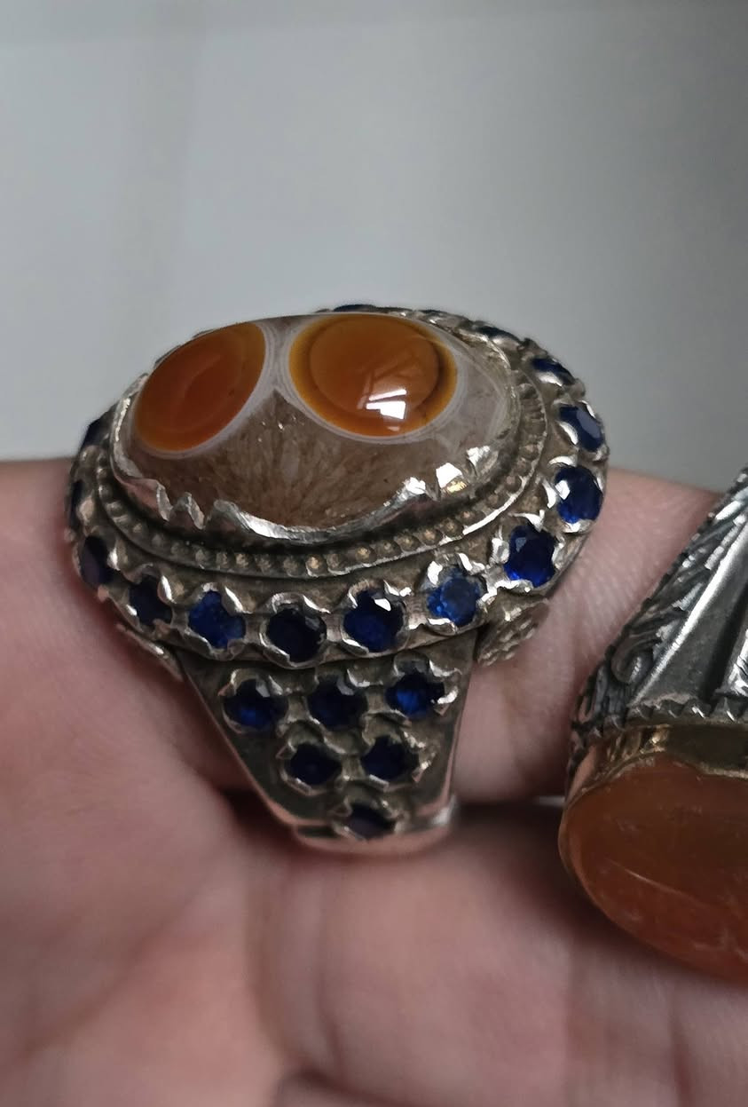 للبيع فقط لا يوجد توصيل


**إذا كنت صاحب هذا الإعلان وتريد حذفه لأي سبب، رجاءا أرسل رسالة إلى الدعم الفني**