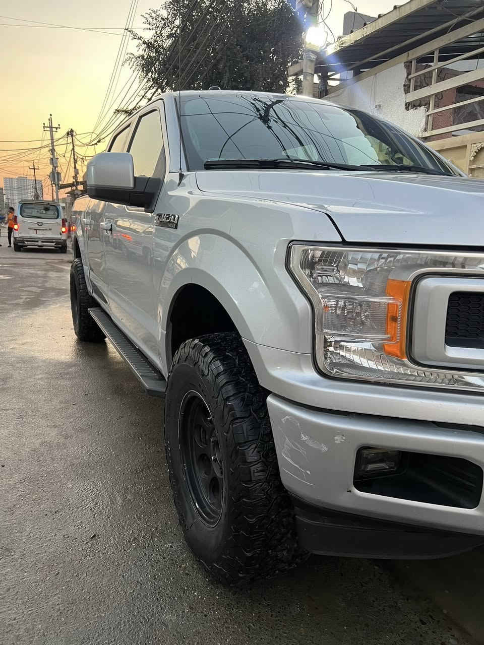سلام عليكم
فورت F150 

موديل :2019

موصفات: STX

2.7  محرك سياره بانزين توين توربو

باب كبير بدي قصير  سياره مرغوبه 

كير تعليك 10 نمر 

شاشه كبيره 

5 مقعد عادي موصفات مقاعد 

تبريد امامي خلفي 

سياره معاليه ب امريكه

مبدال تايرات 

لو رصاصي 

ماشيه 150 

سياره مكاني بغداد 

رقم سياره شمالي اربيل 

فحص هزه جديده 

سياره بيها قطعتين  باب خلف سكن وجمالغ خليفي 

ستفسار اتصل على رقم 

***********
