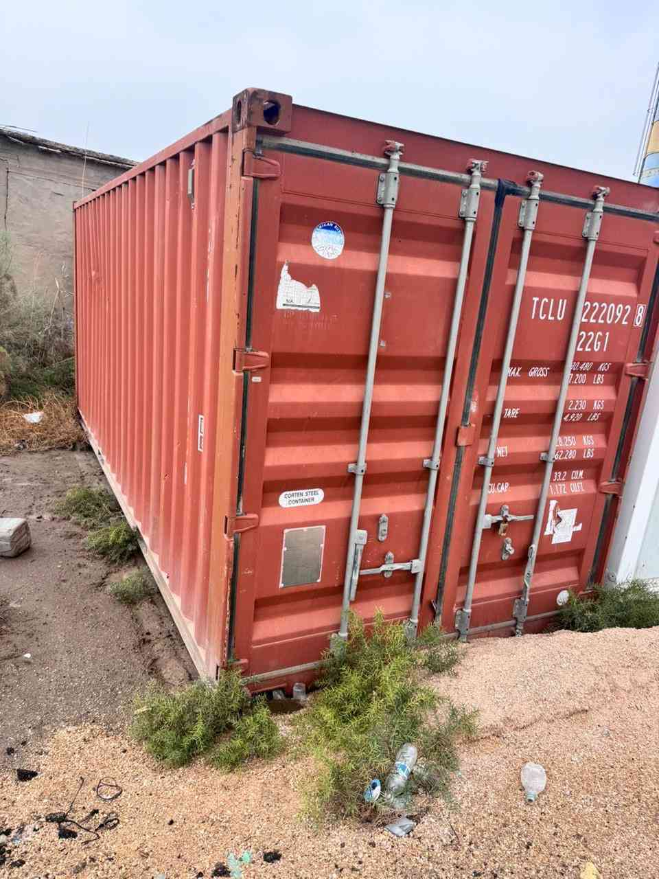 السلام عليكم
حاوية 6 متر فارغة سعرها 22 ورقة وبيها مجال 

6- كرفان 6 متر أمريكي يطبك سعره 15 ورقة وبي مجال .  

للاتصال أو  واتساب : ***********
مهندس محمد 

ملاحظة : الحاوية والكرفان مكانهم الحصوة
