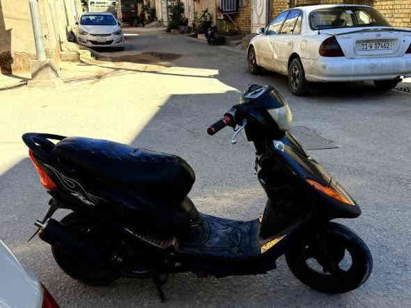 سلام عليكم دراجة ماكس عدلة 49 مفتوح مره وحده سلفةهندر شغالة اشاير شغالات نقصها ماشة وعداد سعره 450 وبيها مجال بيع او مراوس ***********
