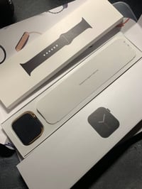 ساعة جيل سادس ٤٤ • سماعة ابل برو ٣ • GPS فعال