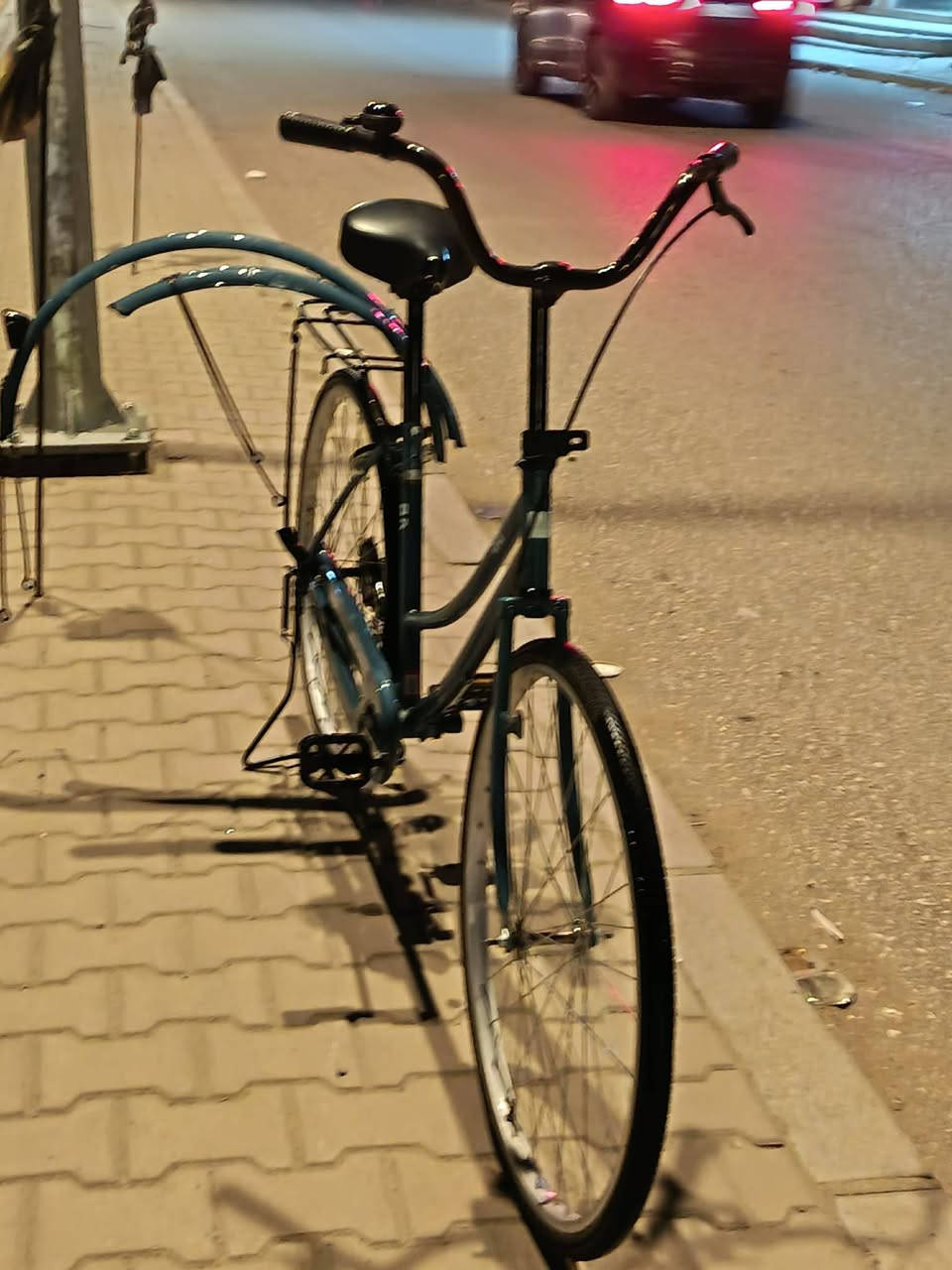 للبيع باسكل لون مميز جديد شرط تجي و شوفه كامل مكمل غراضه وياله22, موس السعر130 المكان نجف حي نصر رقم. ***********
