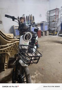 دراجه شحن اللبيع نضيفه مابيه شي  تأخذها يصير بي شي وره يومين ترجع وعيو...