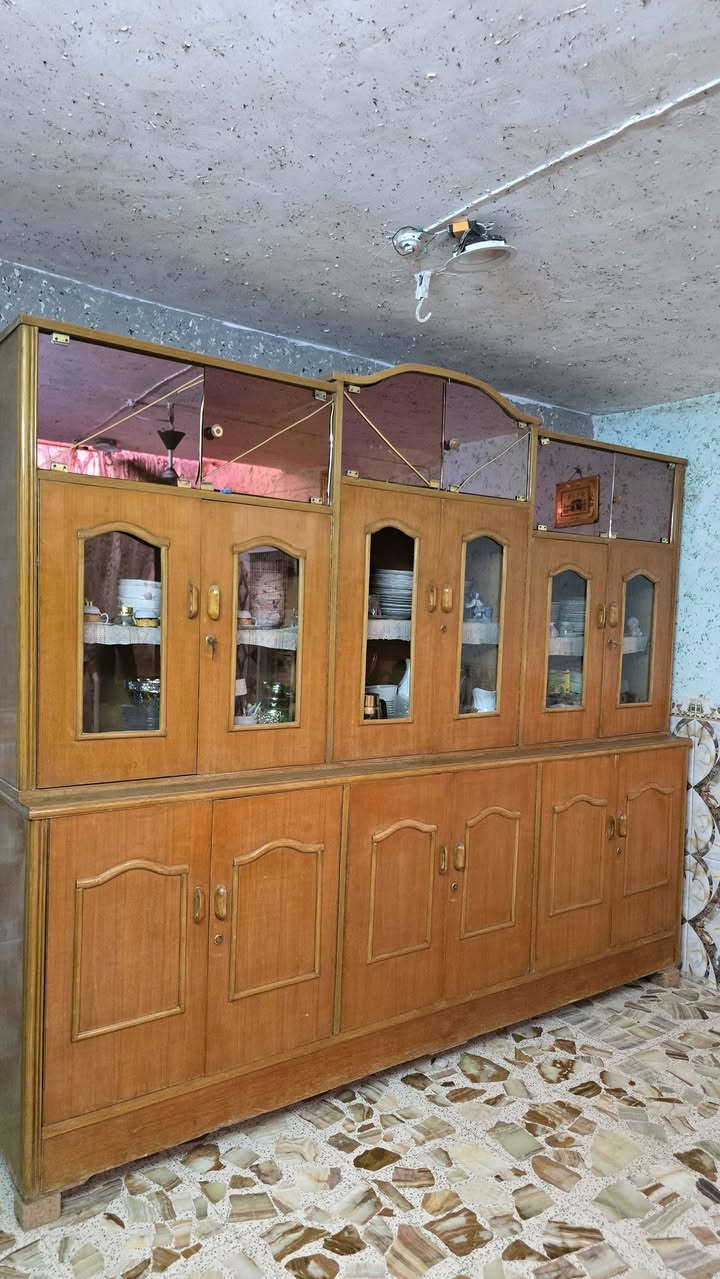 السلام عليكم معرض تسكام معاكس وجه وكفه من نوع الجيد سعر 400وبي مجال حك الجيه المكان بابل شارع 80قرب مدرسة عمر بن عبد العزيز للتواصل ***********
