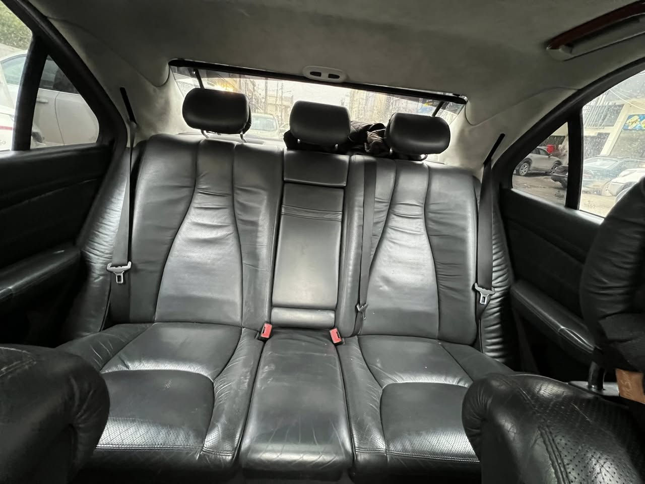 سڵاوی خواتان لێبێ
مارسیدز 
AMG s65
مۆدێل ٢٠٠٤
٨ بستۆن 
کۆمپرێسەر 
سڵاید 
پەردە 
کوشن جلد
کوشن کارەبا
کوشن خەزن 
کوشن هیتەر 
٤ تایەو ویلی تازە 
گۆڕینەوەش ئەکەم لەسەر دڵ گرتن 
سعر ٩٥ ماعەمەلەی برایانە 
لەسلێمانیم 
***********
