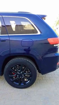 سياره للبيع جيب شروكي موديل 16  رقم ذي قار  شرط التحول حادثها بجم بدون...