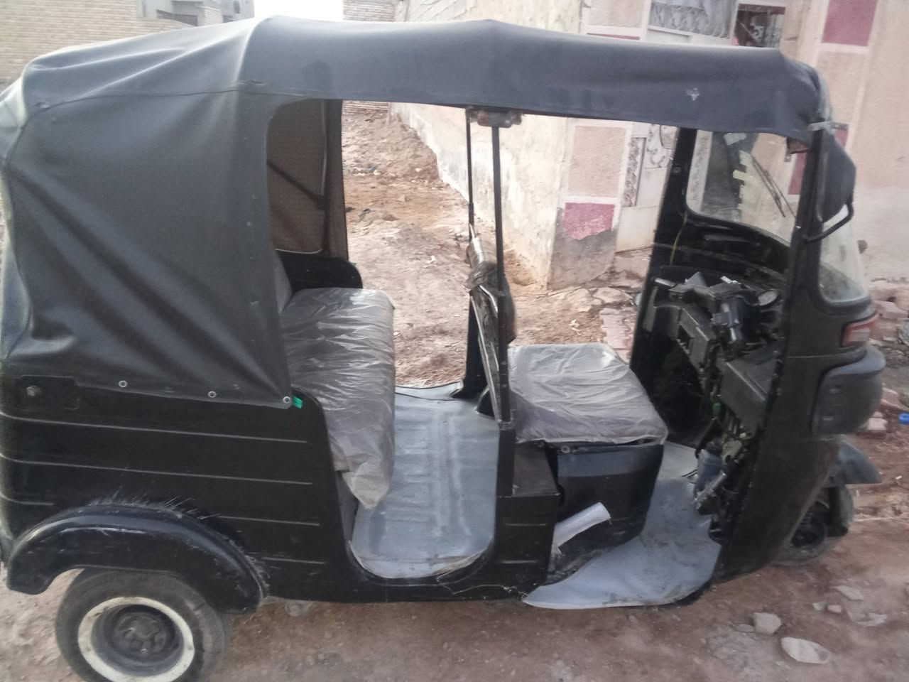 تكتك للبيع موديل18 أوراق وليست رقم


**إذا كنت صاحب هذا الإعلان وتريد حذفه لأي سبب، رجاءا أرسل رسالة إلى الدعم الفني**