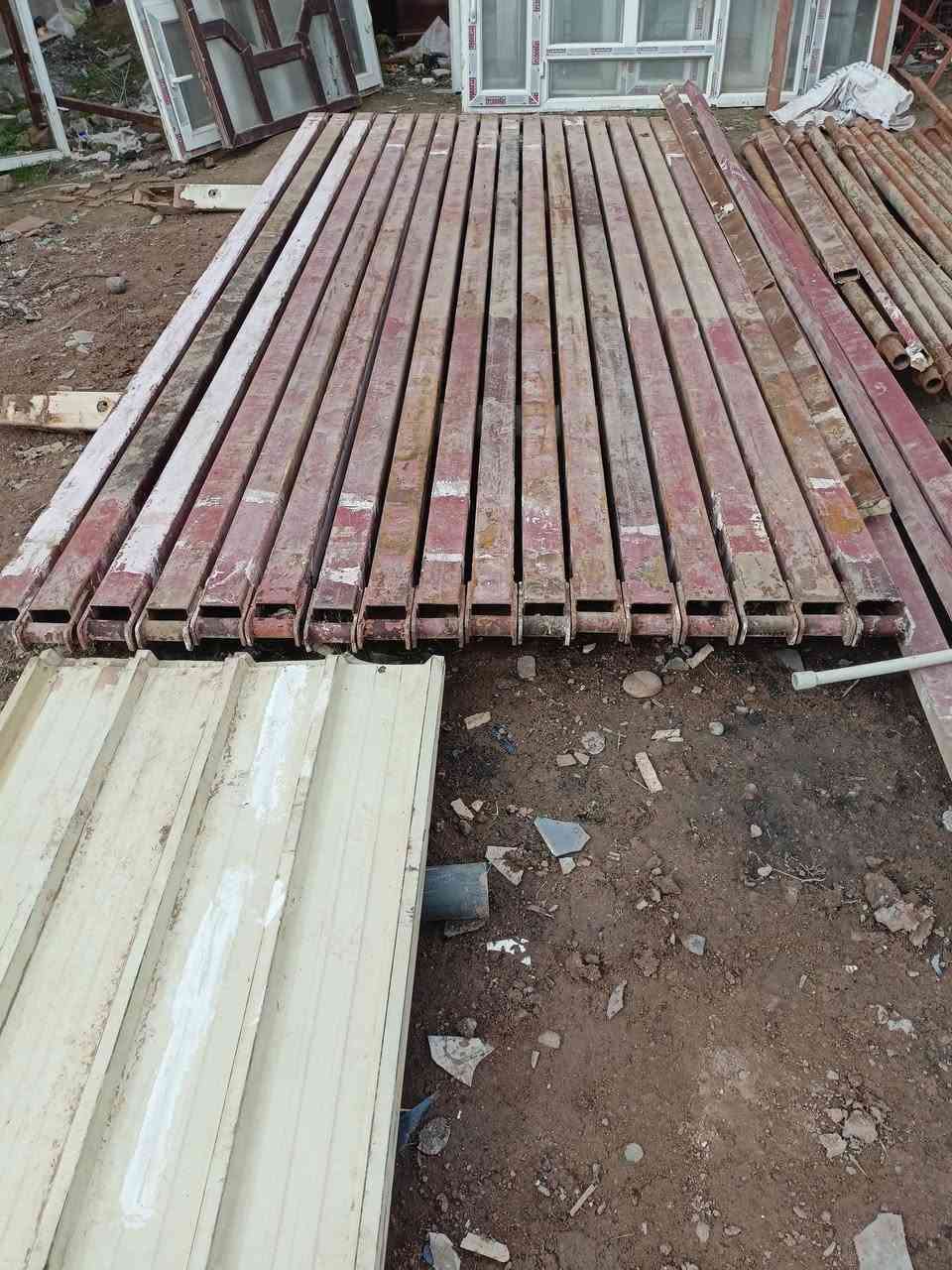 السلام عليكم شلمان وجنكو للبيع المكان الشركاط قرية شكرأ للأتصال ***********
