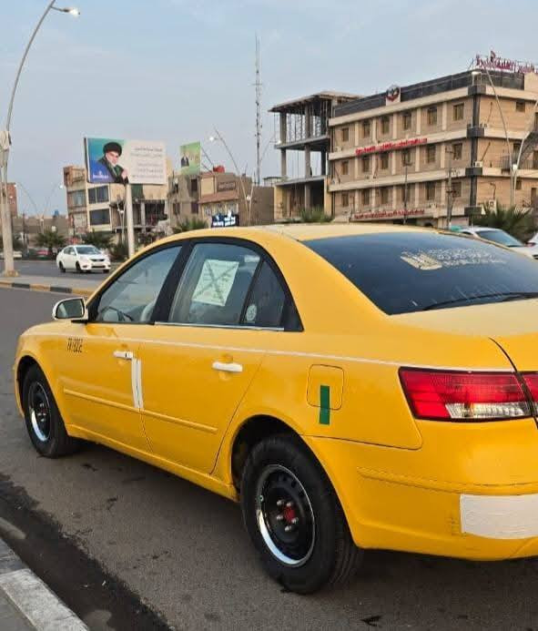 سلام عليكم 
سوناته موديل((2010)) رقم بصره مشروع وطني تحويل تحويل بسمي سنويه مجدده الغايت((2027))مصفره اهيه وغرامات  مكينه وكير وحداديه وطخم تاير كهربايات كله شغاله داخل جديد مكان بصره سعره $((80)) وبيه مجال ((***********)))((***********))
