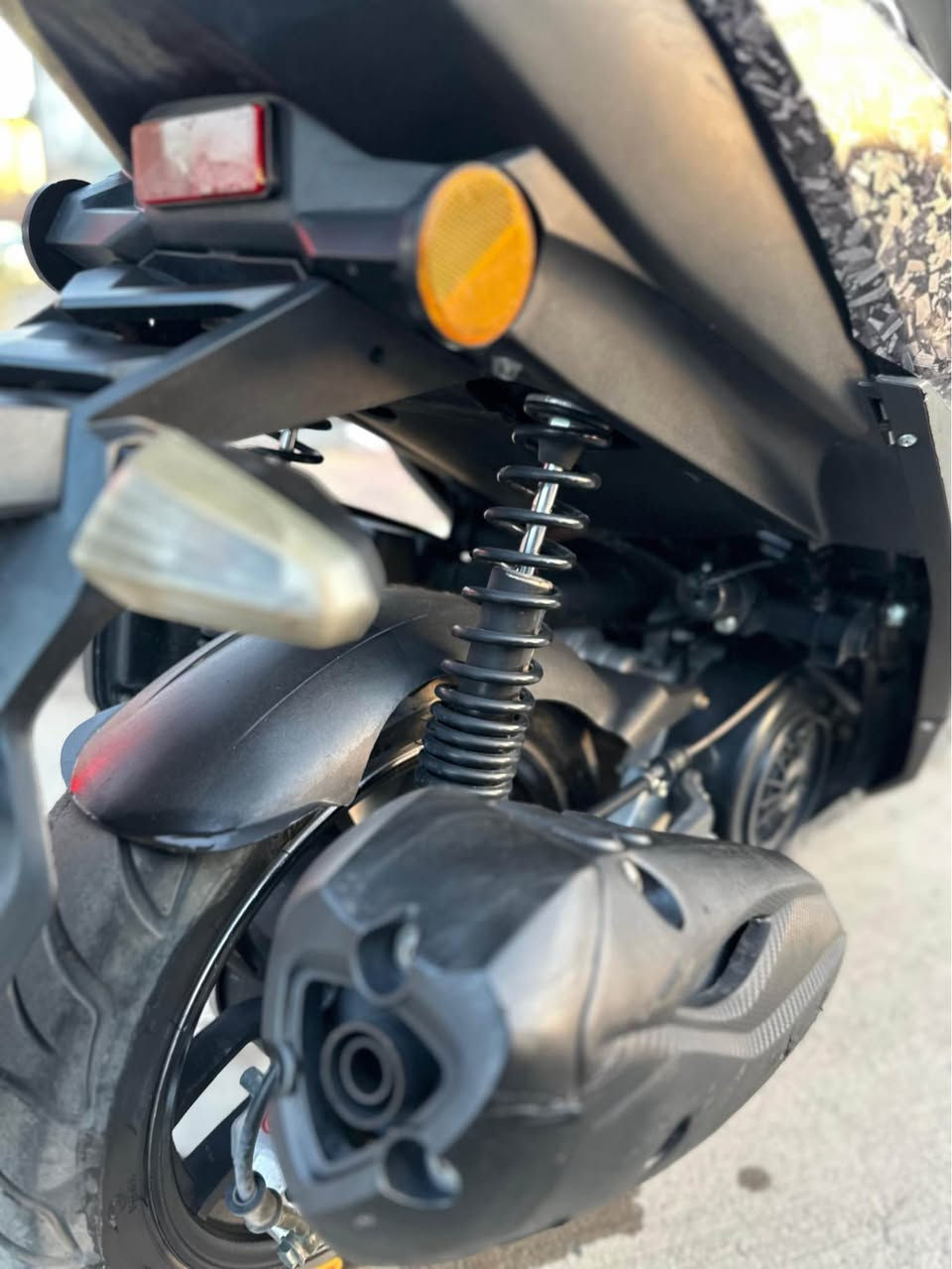 فورزا صني 
شبه جديد اخدتها زيرو ممشى 2300km
 للبيع دراجة جديد مابيها ولا عيب أربيل, العراق


**إذا كنت صاحب هذا الإعلان وتريد حذفه لأي سبب، رجاءا أرسل رسالة إلى الدعم الفني**