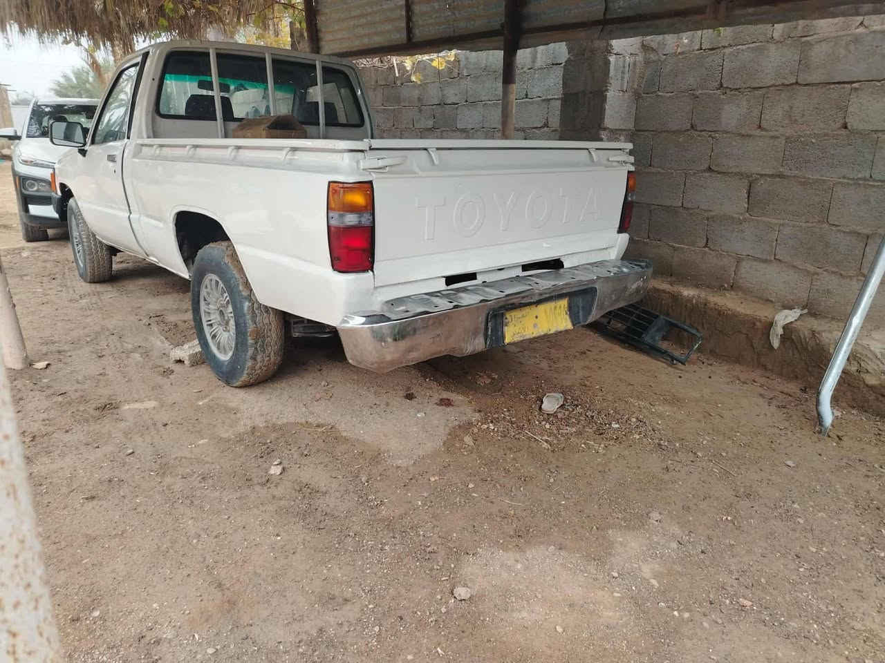 سيارة تويوتا 85 للبيع 
السيارة مصبوغة 
جاهزة وكاملة من كل شي نضيفه 

السعر (33)

للأستفسار الاتصال على الأرقام

‏‪0773 509 3761‬‏
***********
