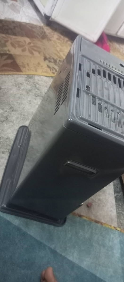 صوبه البيع اي عيب مابيه  سعر 50الف وبيا مجال ***********ويا هيترر  البيع مابي اي عيب سعر 20بي مجال
