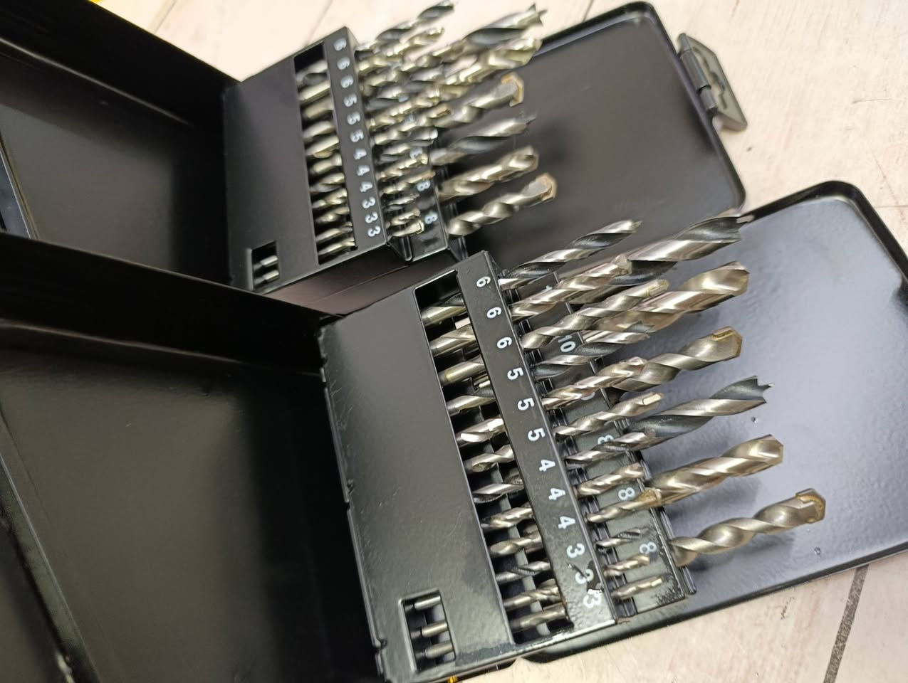 الماني اصلي قطعتين 15 الف


**إذا كنت صاحب هذا الإعلان وتريد حذفه لأي سبب، رجاءا أرسل رسالة إلى الدعم الفني**