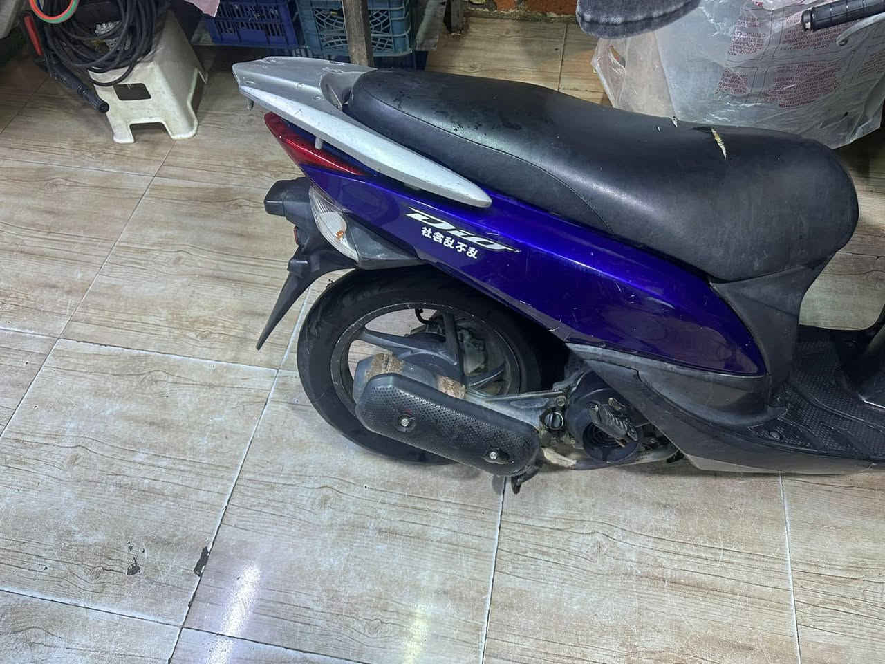 هوندا دايو سرعه 140 دراجه نضيفه وجديده ياباني اصل 

سعر ٨٠٠ بيها مجال مكان بصرة نواب الضباط 

+964 772 201 3522


**إذا كنت صاحب هذا الإعلان وتريد حذفه لأي سبب، رجاءا أرسل رسالة إلى الدعم الفني**