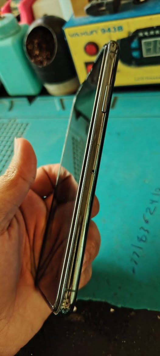 ايفون ١١ برو ماكس جهاز مكفول من كلشي ذاكره ٢٥٦ وبطاريه ٨٥% للبيع او مراوس بجهاز هونر اكس ٩ سي كون نضيف السعر ٣٩٠ الف وبي مجال مكان حله قرب جسر نادر الثالثه


**إذا كنت صاحب هذا الإعلان وتريد حذفه لأي سبب، رجاءا أرسل رسالة إلى الدعم الفني**