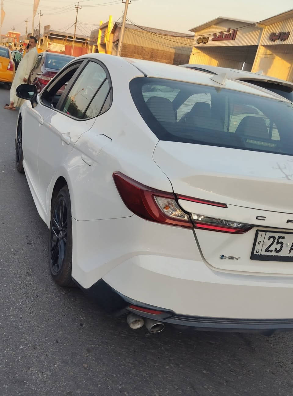 السلام عليكم
كامري موديل 2025
وارد امريكي 
ماشيه 3000
موصفات sa
والحادث موضح بل صوره صندوك وجامرلغ بي صبغ 
بجم كبس وبدون ارباك
السعر 240 وبيها مجال
رقم كركوك وبسمي 
***********
