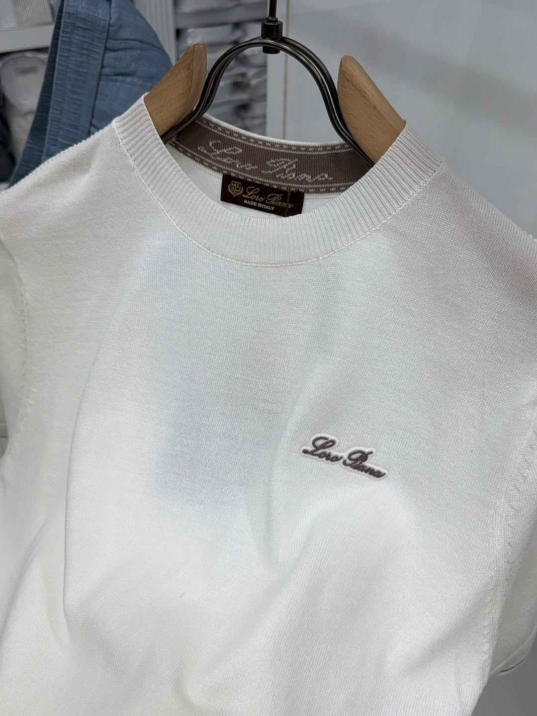 طه العايد 
جودة أنت تستحقها 🤎
تشيرت تريكو قطن قياسات  M L Xl Xxl 
علق بـ تم يوصلك السعر ❤️🌿


**إذا كنت صاحب هذا الإعلان وتريد حذفه لأي سبب، رجاءا أرسل رسالة إلى الدعم الفني**