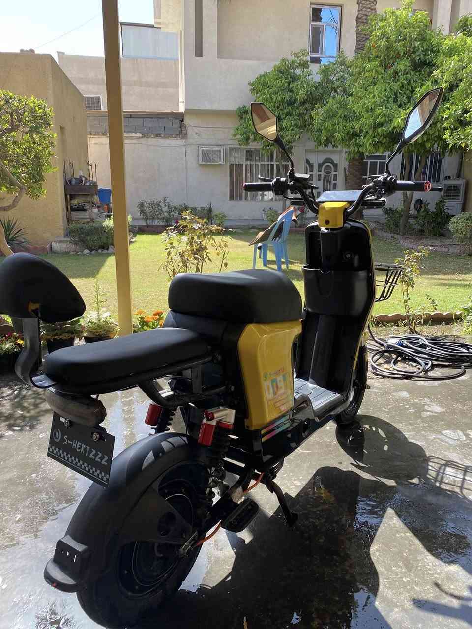 السلام عليكم ورحمة الله دراجة شحن للبيع نوع 009 الدراجة جديدة كاملة من كلشي تايرات جدد تأخذها متصرف علية بية بك ودبل إشارة ولايت زنون الدراجة معروضة ب٤٠٠ وبية مجال مكاني بغداد العامرية للاستفسار ***********
