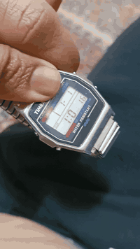 ساعه تايمكس إلكتروني ماعندي نوع باتره مالته  فحته تشتغل فيديو موضح بيه شغلها سعر 10 الاف


**إذا كنت صاحب هذا الإعلان وتريد حذفه لأي سبب، رجاءا أرسل رسالة إلى الدعم الفني**