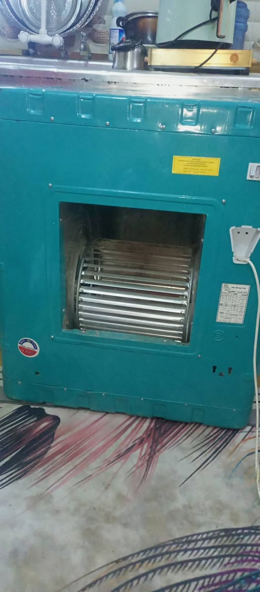 مبرده للبيع ما مستخدمه هواي الشراي يتصل ع هذا الرقم *********** والمو شراي لا يكسر بسرعهه .
