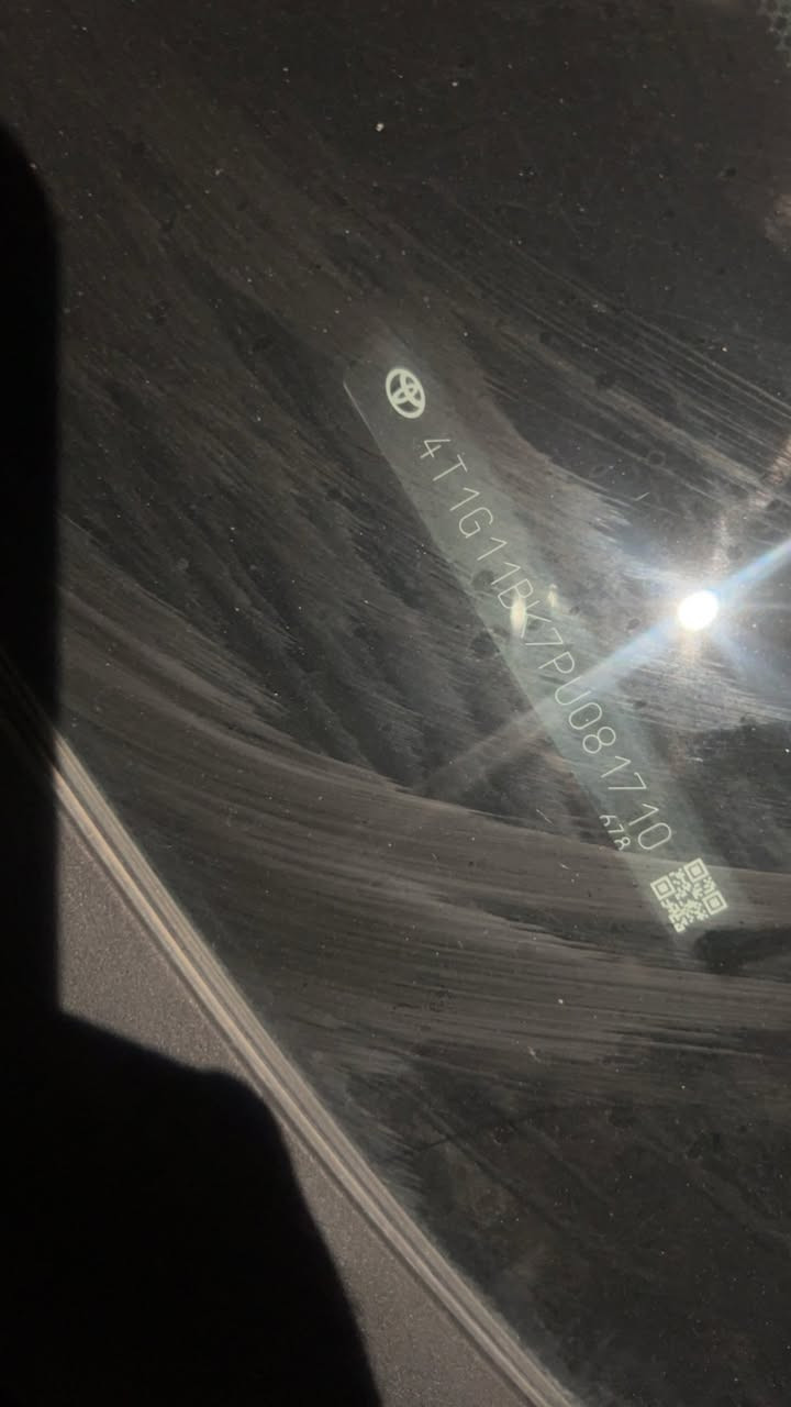 السلام عليكم
كامري موديل ٢٠٢٣ للبيع..
حادث بسيط مثل ما موضح امامكم
فئة se
ماشية ٤٥ الف كيلومتر
السعر ٢١٥ ورقه وبيها مجال 
تفاصيل التواصل على الرقم
***********
